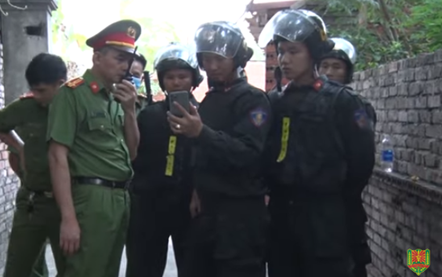 Bắc Ninh: Khởi tố vụ án hình sự cha ruột bạo hành con đẻ