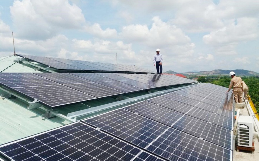 Thừa điện mặt trời, năm 2021 sẽ cắt giảm khoảng 1,3 tỷ kWh công suất NLTT