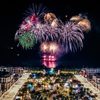 Đêm khai trương VUI-Fest Cát Bà: Hàng nghìn du khách “đổ bộ”, vịnh trung tâm rực sáng không ngủ