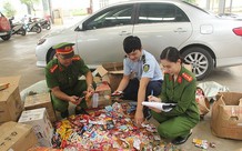 Thanh Hóa: Thu giữ hàng nghìn sản phẩm, thực phẩm không rõ nguồn gốc, quá hạn