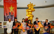 "Phiên chợ đặc biệt” trao tặng 100 phần quà cho người nghèo khu vực biên giới biển TP Cần Thơ