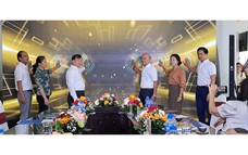 Hà Nội: Khai mạc triển lãm các sản phẩm ngành sơn mài - khảm trai - đồ gỗ điêu khắc năm 2025