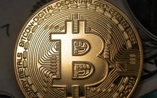 Giá Bitcoin hôm nay 30/1: Thị trường nghiêng về trạng thái “risk-off”