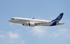 Airbus đưa thiết bị mô phỏng buồng lái A220 tới trung tâm đào tạo tại Singapore