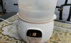 Chiếc nồi nấu chậm mini đang bán cực chạy này có gì hot: Săn sale chỉ còn có 340k, đủ chức năng từ hấp đến hầm siêu tiện