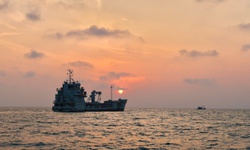 Chuyến hải trình trên vùng biển Tây Nam mang Tết đến với đảo xa của Tổ quốc