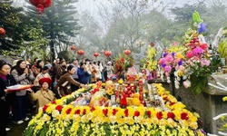 Thanh Hóa:  Đền Nưa - Am Tiên trong ngày “mở cổng trời”