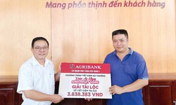 Agribank Chi nhánh Vĩnh Thuận trao giải Chương trình tiết kiệm dự thưởng “Xuân An khang - Sinh nhật vàng”
