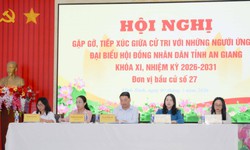 Ứng cử viên HĐND tỉnh An Giang đơn vị bầu cử số 27 tiếp xúc cử tri tại xã Vĩnh Bình