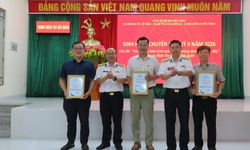 Trung đoàn 251 Hải quân phối hợp sinh hoạt chuyên đề với Đảng bộ Bộ máy điều hành Vietsovpetro