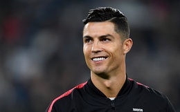 Siêu sao Cristiano Ronaldo dương tính với Covid-19