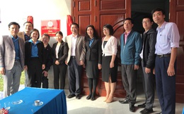 Liên đoàn Lao động huyện Quỳnh Phụ tổ chức bàn giao nhà tình nghĩa.