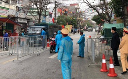 Một bệnh nhân COVID-19 rất nặng, đã thay quả ECMO thứ hai nhưng phổi vẫn rất xấu