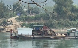 Phú Thọ: Xử phạt đối tượng khai thác cát trái phép trên sông Lô