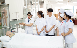 Giải bài toán thiếu nhân lực ngành điều dưỡng