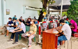 Từ 21/5, người dân có thể đến công an xã, phường để đăng ký, bấm biển số xe máy