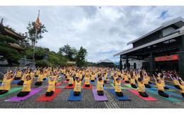Sôi động “Ngày quốc tế Yoga lần thứ 8” tại Sa Pa