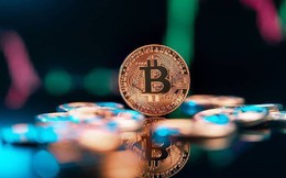 Giá Bitcoin hôm nay 25/2: Về sát mốc 23.000 USD