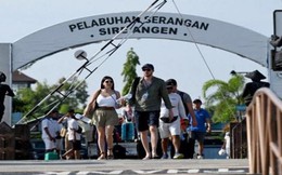 "Thiên đường du lịch" Bali sẽ cấm du khách nước ngoài lái xe máy