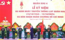 Tổng Bí thư Tô Lâm dự Lễ kỷ niệm 80 năm Ngày truyền thống Lực lượng vũ trang Quân khu 4.