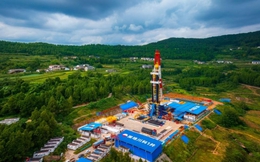 Khoan sâu hơn 10.000m, quốc gia láng giềng của Việt Nam tìm thấy "túi mù", kết quả ngoài sức tưởng tượng