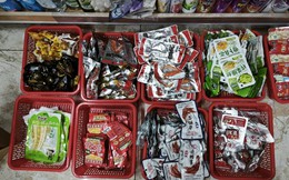 Cận cảnh 2.087 món hàng nhập lậu tại chuỗi siêu thị mini ở Đà Nẵng: Bao nhiêu rượu, thuốc lá bị tịch thu?