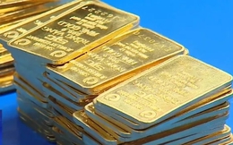 Giá vàng hôm nay 7/10: Đạt mức cao kỷ lục