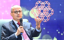 GS thắng giải thưởng của tỷ phú Phạm Nhật Vượng vừa được Nobel vinh danh: "Tôi có một tuổi thơ gian khó"