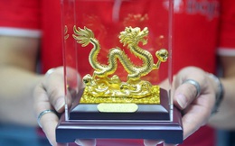 Giá vàng hôm nay 25/12: Vàng thế giới phá kỷ lục lần thứ 50