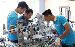 Hà Nội: Hỗ trợ đào tạo nghề với người hoạt động không chuyên trách nghỉ việc
