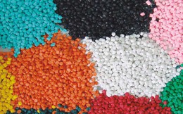 Nhập khẩu nguyên liệu nhựa hơn 5,5 triệu tấn trong 7 tháng
