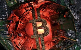 Giá Bitcoin hôm nay 15/5: Tỷ phú crypto cảnh báo cú rơi về 50.000 USD