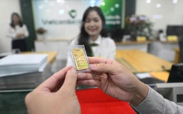 Giá vàng hôm nay 6/5: Tăng vọt do nhà đầu tư gom vàng