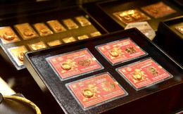 Giá vàng hôm nay 23/7: Giảm mạnh