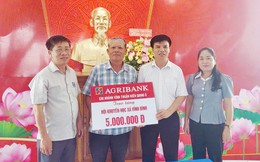 Agribank CN Vĩnh Thuận Kiên Giang II tài trợ kinh phí cho Quỹ khuyến học xã Vĩnh Phong, Vĩnh Thuận và Vĩnh Bình