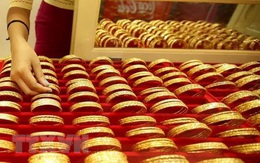 Giá vàng 16/10: Chịu áp lực từ đồng USD