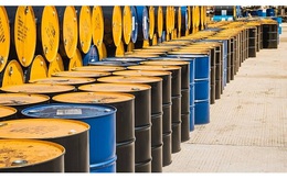 Giá dầu hôm nay 4/10: Tăng nhẹ trước nỗi lo khủng hoảng kinh tế