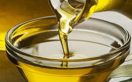 Thị trường dầu ăn cũng sốt nóng trong cơn siêu bão giá