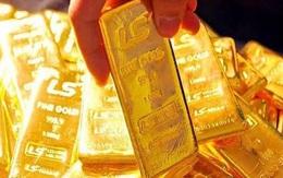 Giá vàng hôm nay 2/6: Vẫn đang bám sát mốc 1.900 USD