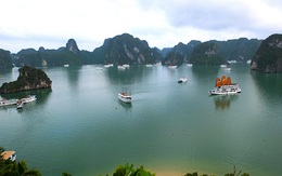 Quảng Ninh đón gần 30.000 lượt du khách nội tỉnh