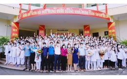 Quảng Ninh: 500 cán bộ, nhân viên y tế chi viện Hà Nội chống dịch COVID-19