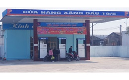 Bộ Công Thương yêu cầu giám sát chặt chẽ, đình chỉ cây xăng, doanh nghiệp cố tình "găm hàng"