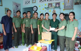 An Giang: Thăm tặng quà gia đình cựu chiến binh có hoàn cảnh khó khăn dịp 30/04