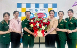 BĐBP TP Cần Thơ: Thăm, chúc mừng Hội LHPN và Bộ CHQS thành phố nhân dịp 20/10