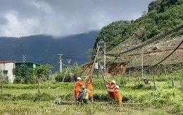 PC Thanh Hóa: Huy động tổng lực khắc phục sự cố điện sau bão số 10