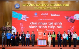 Vận hành loạt máy thu gom chai nhựa, lon nhôm tại Hà Nội