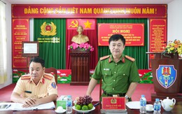 Công an TP Cần Thơ hội ý với các Trung tâm đào tạo, sát hạch lái xe trên địa bàn thành phố