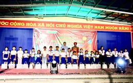 Cà Mau: Thắp sáng mùa trăng đoàn viên tại xã Hưng Hội