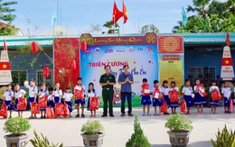 Mang Trung thu về biên giới