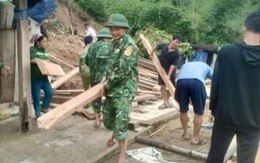 Người lính biên phòng - điểm tựa của người dân vùng lũ